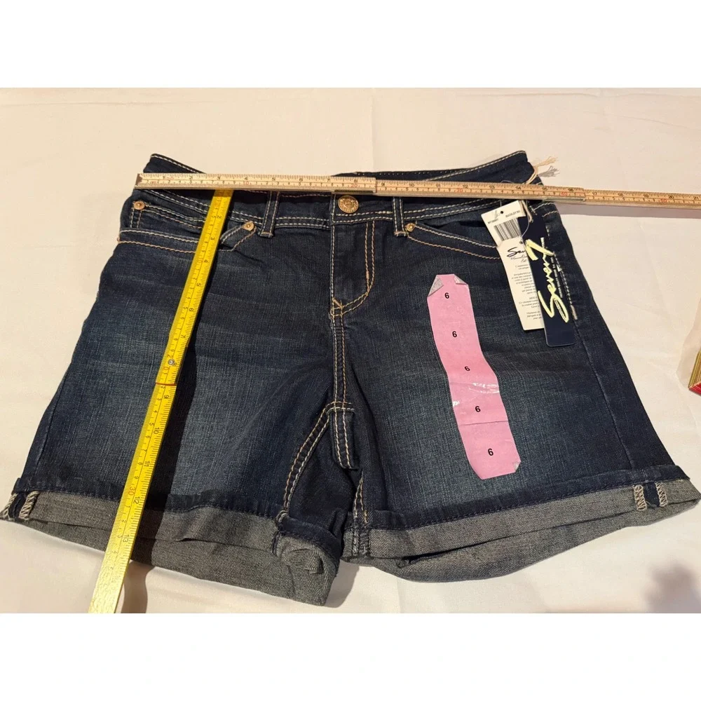 Seven7 Womens Cuffed Denim Shorts Dark Wash Embroidered Pockets Blue Size 6 NWT